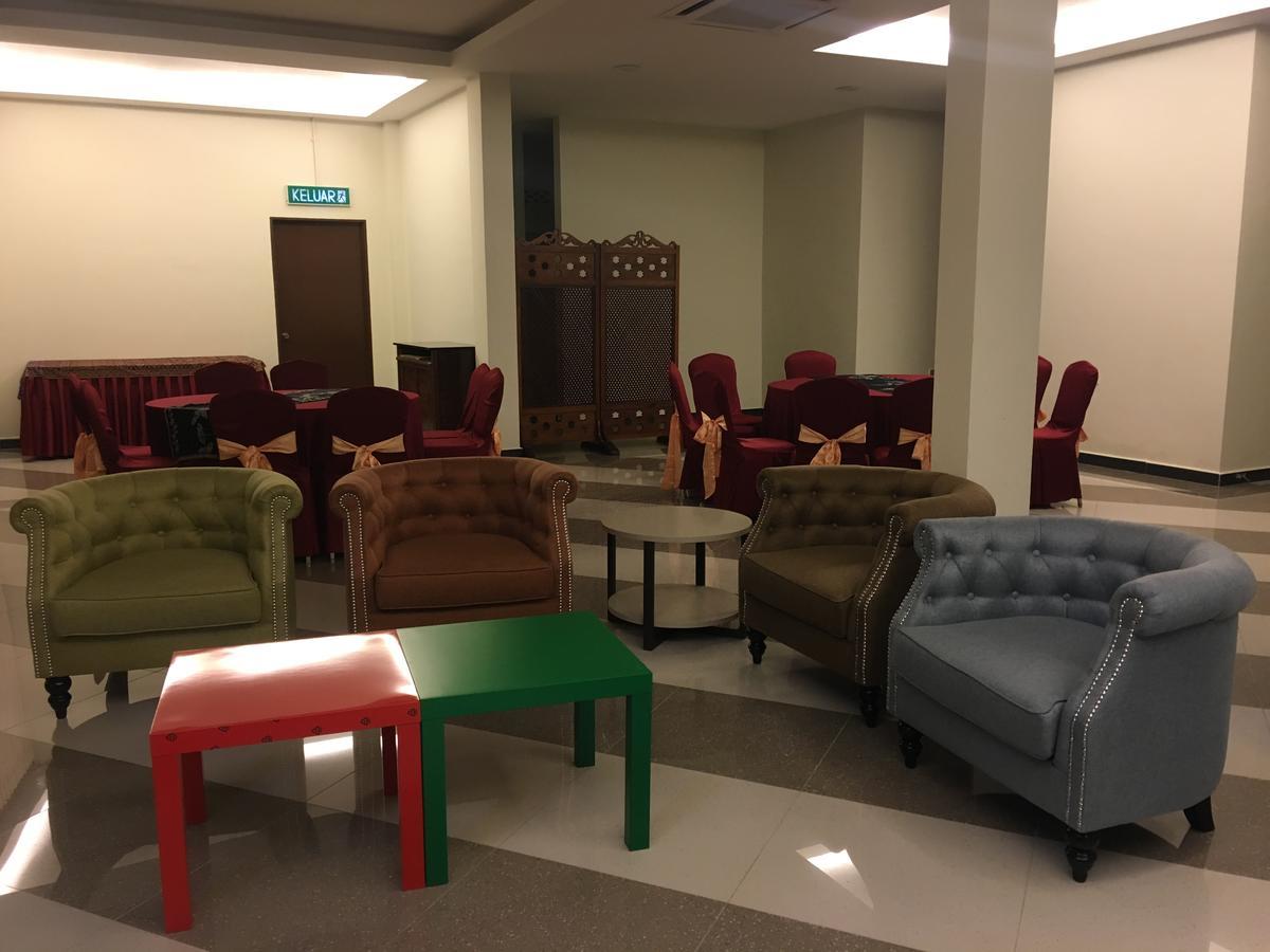 Grand Business Hotel Jertih Ngoại thất bức ảnh